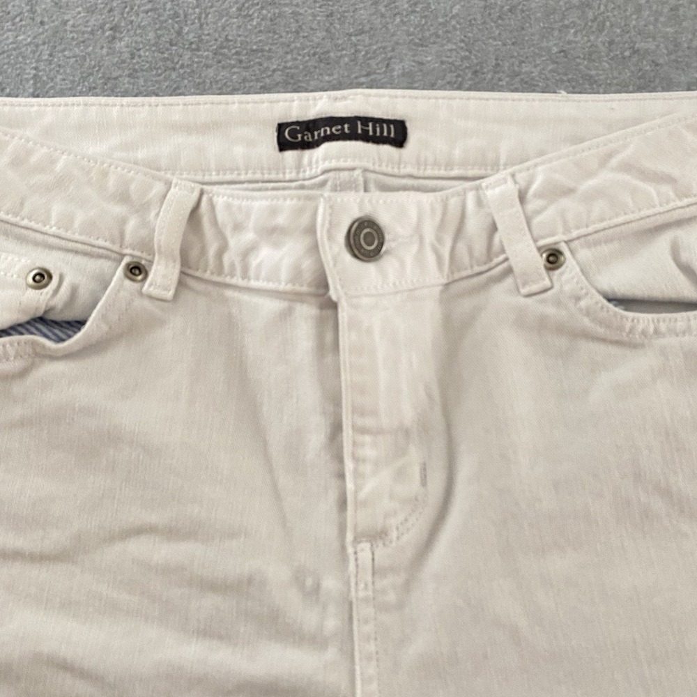 Garnet Hill Denim Shorts Womens 33w White 9in Inseam Casual Jean Stretch - Picture 2 of 14
